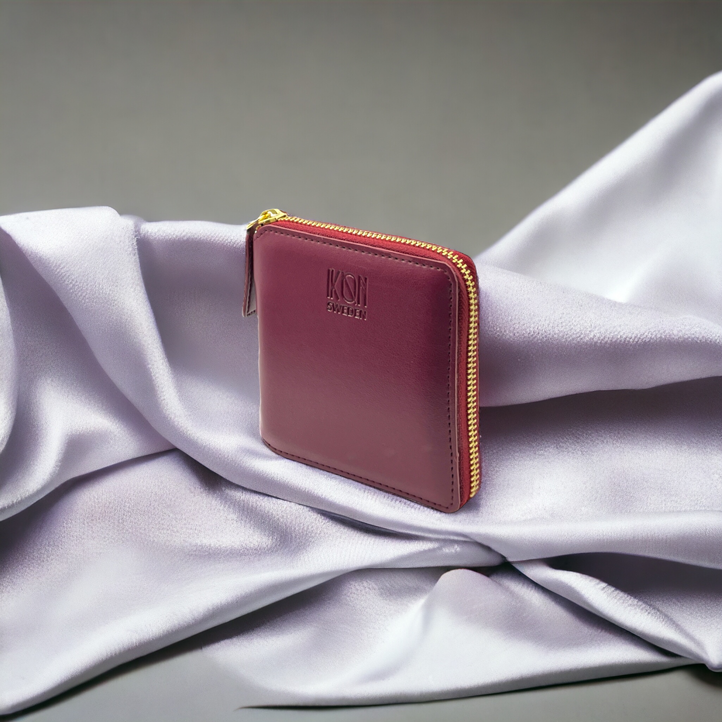 IKON SWEDEN Apple皮革酒紅色銀包 | 印度製造 (瑞典品牌)